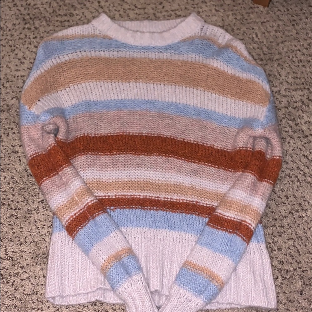 AE colored sweater